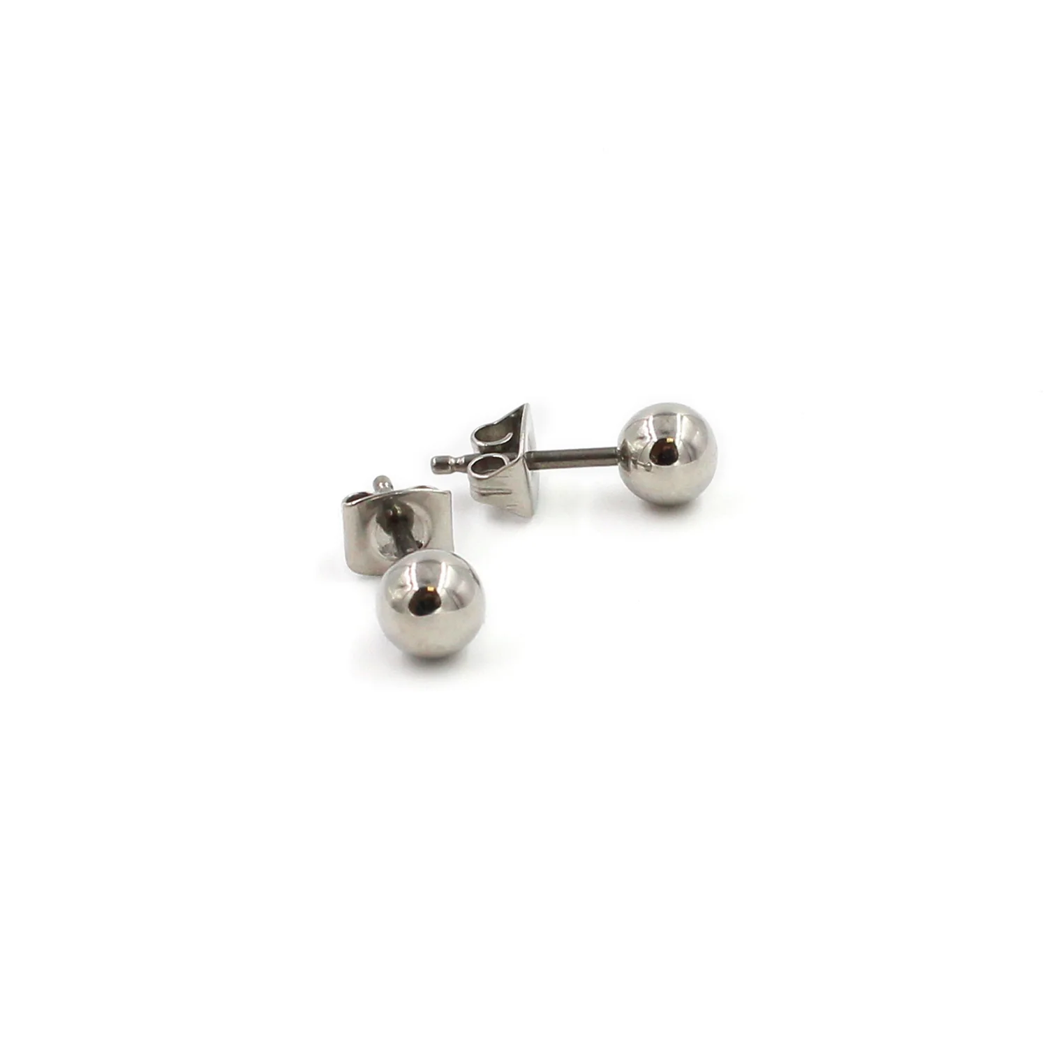 0504-01 Boccia Titanium Earrings - Image 3